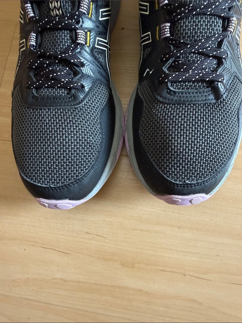 ASICS WOMENS GEL VENTURE 8 TRAIL WALKING RUNNING SHOE SNEAKER WATER RESIST SZ 10